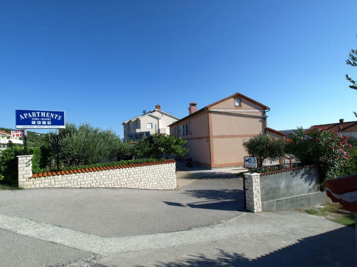 Apartments Ljubica Barbat na Rabu Eksteriør billede