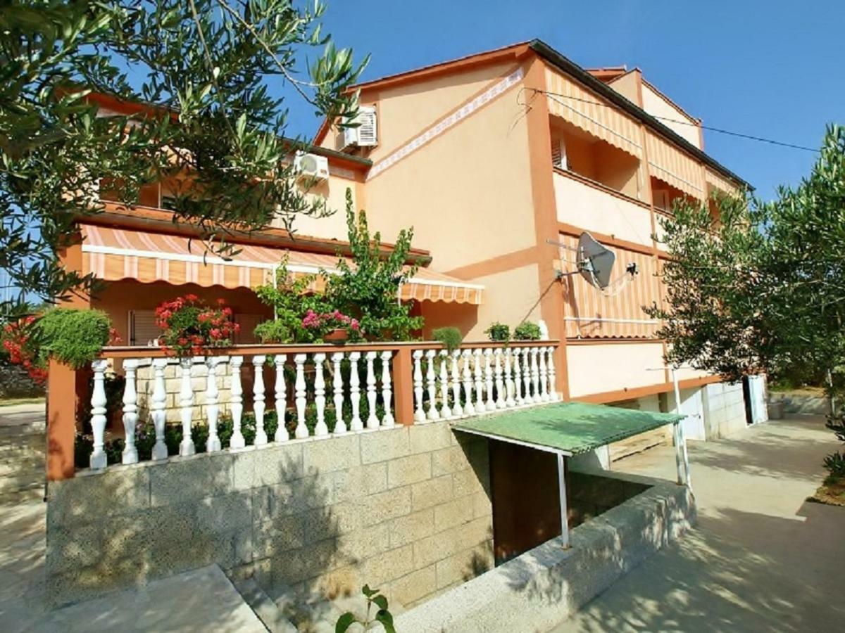 Apartments Ljubica Barbat na Rabu Eksteriør billede
